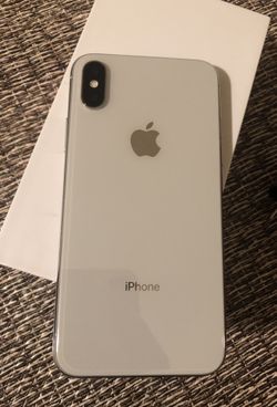 Factory unlocked apple iphone X 256gb, store warranty!
