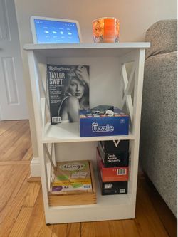 White Endtable/Nightstand
