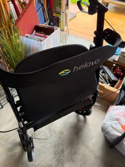 Helavo Rollator Walker with Seat