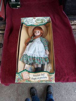 Anne of Green Gables Porcelain doll in box