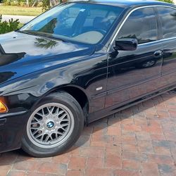 2002 BMW 525i