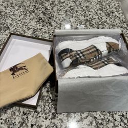 Burberry shoes