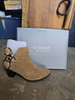 Vionic Naoimi Snakeskin Boots