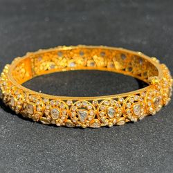 Art-Deco Antique Jewelry 22k solid Yellow Gold natural uncut diamonds 10.00CTW pear polki bangle 8.00” 26.80 grams 10.60mm