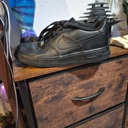 Nike Air Force 1 Size 5 And 1/2