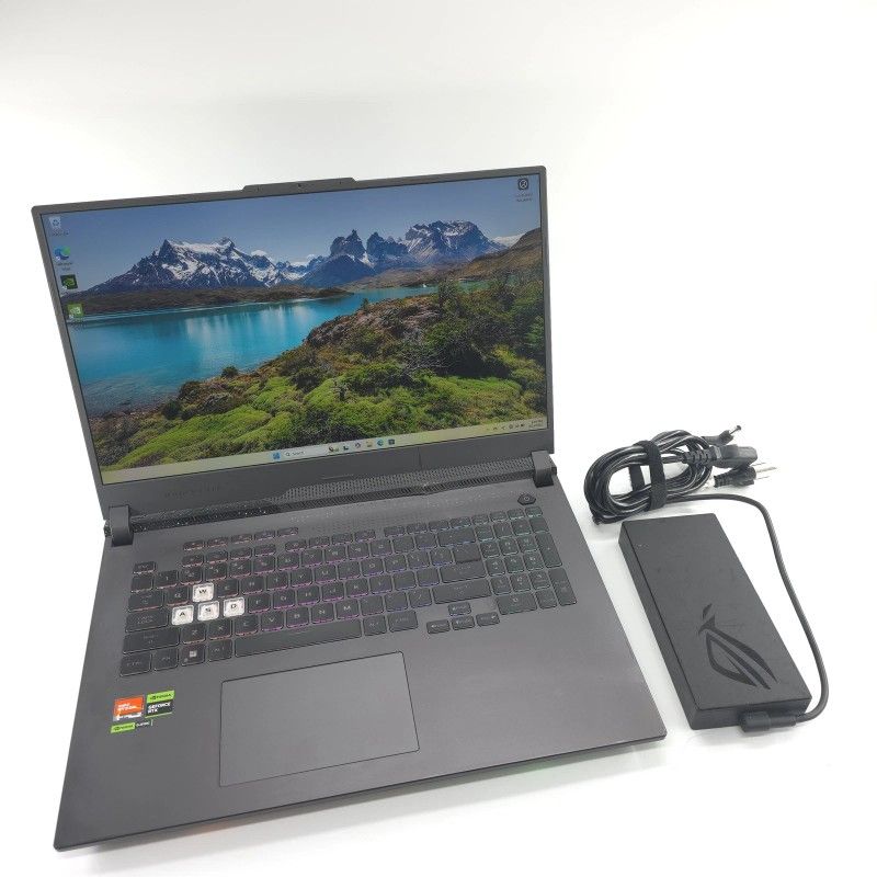 ASUS ROG Strix G17 17.3'' 1TB SSD 16GB RAM 3.0GHz Ryzen 9 7845HX RTX 4060 240Hz