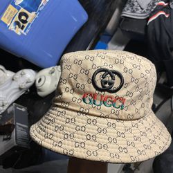 Gucci Bucket Hat Reversable