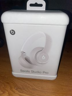 Beats Studio Pro Wireless Headphones- Sandstone