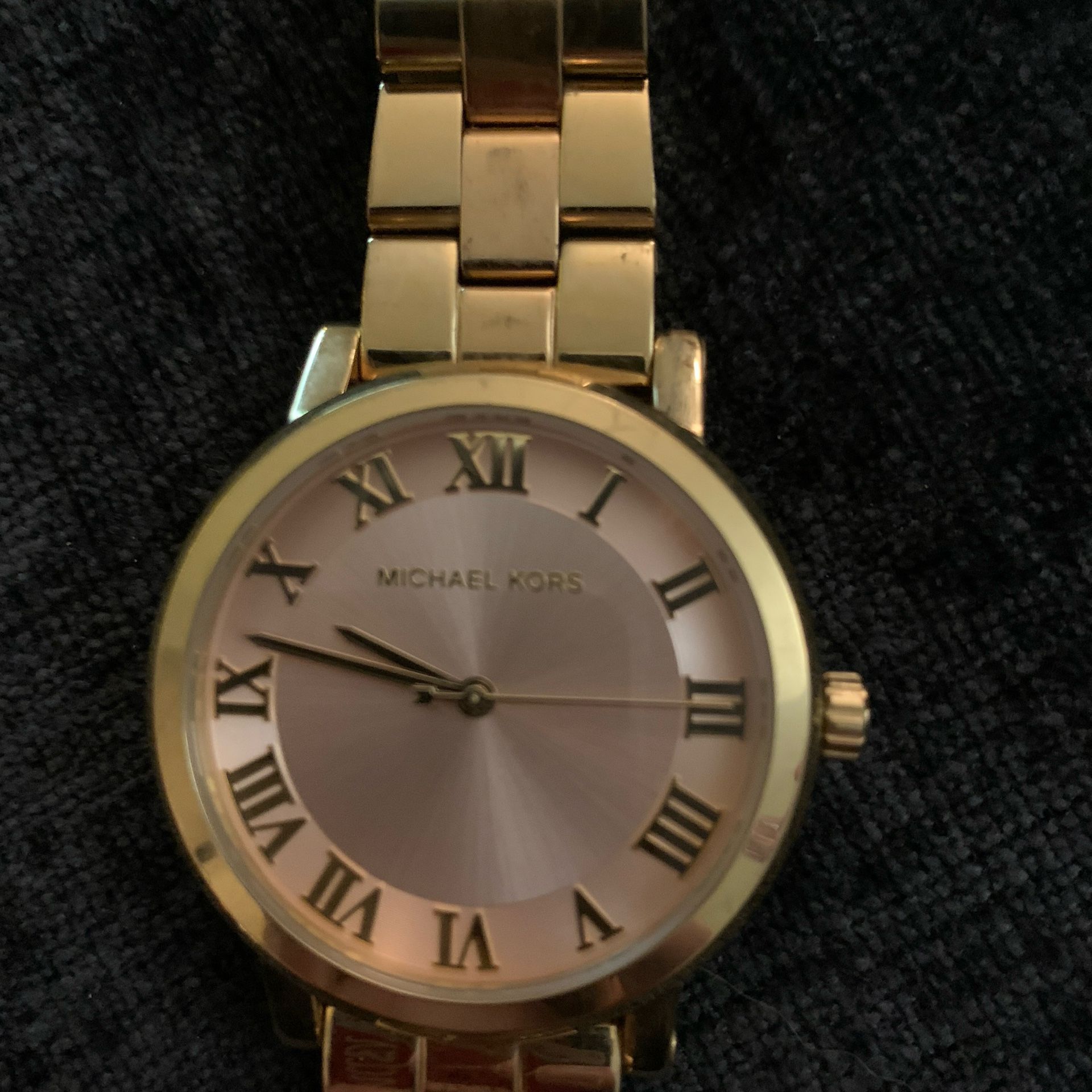 Michael Kors Women’s Chain Linked Watch