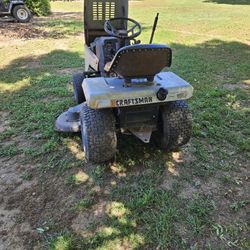  Lawn Tractor