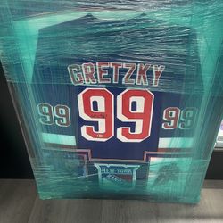 Gretzky Autographed Jersey 