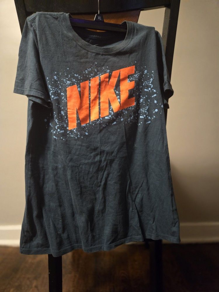Nike T Shirt M