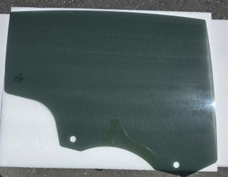 Tesla Model Y OEM Rear Right Door Moving Side Glass 2020-2024 1495511-00-B