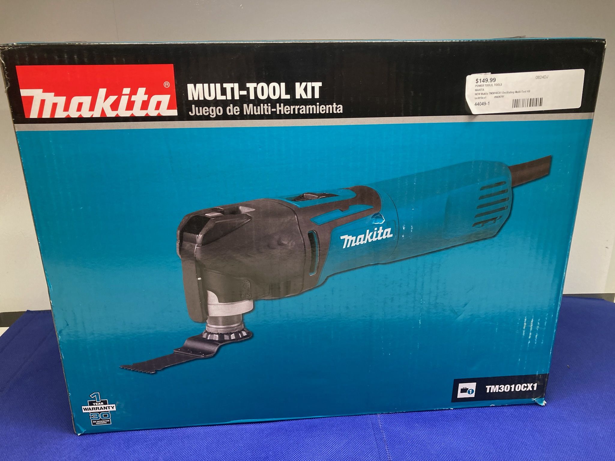 Makita TM3010CX1 Oscillating Multi-Tool Kit