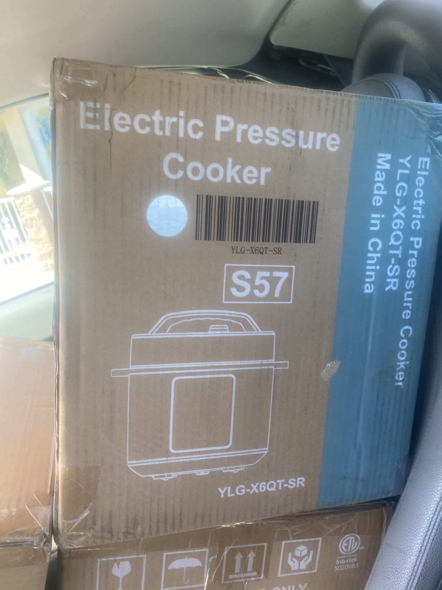 Electric Pressure Cooker