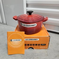 Le Creuset Enameled Cast Iron 2 Qt NEW IN BOX  (Retail:$220)