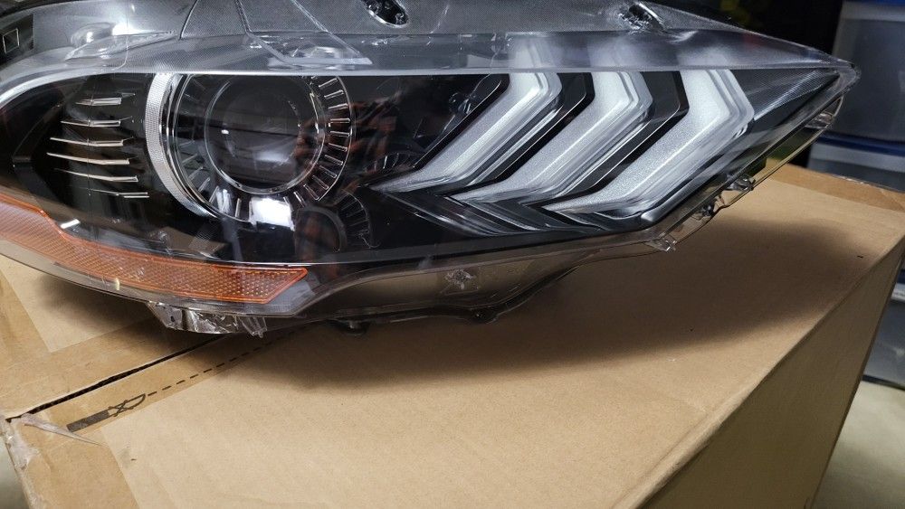 Ford Mustang 18-20 Full LED Projector Headlight - OE Left/Right