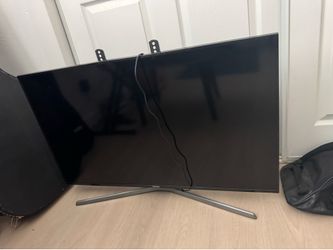 Samsung 40” Smart LED TV - Works Great – WiFi – No Remote