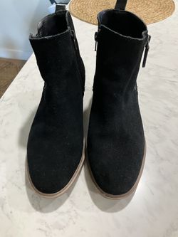 Kensie suade boots 7 1/2