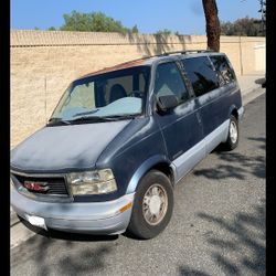1999 GMC Safari