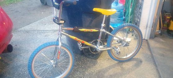 GT BMX BIK. 93 Mach One