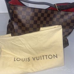 Louis Vuitton Purse 