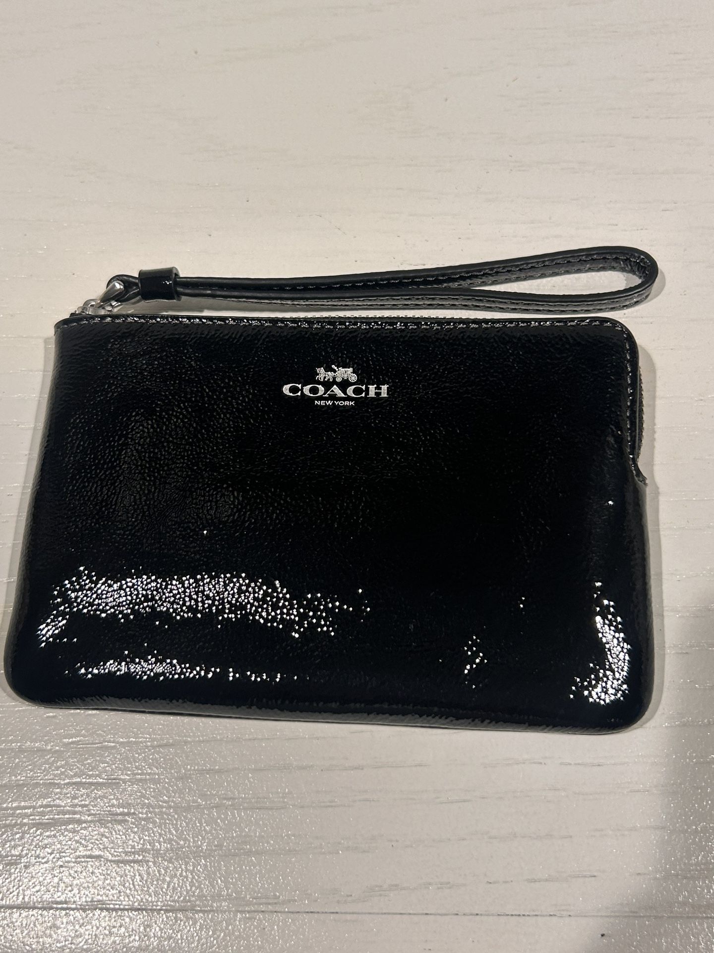 NEW Corner Zip Wristlet In Signature Canvas With Stripe (Silver/Black)