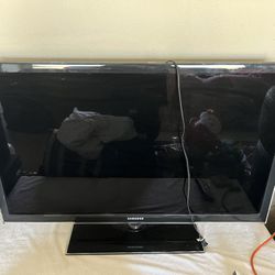 Samsung 55” Tv