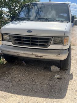 1996 Ford Club wagon E-350