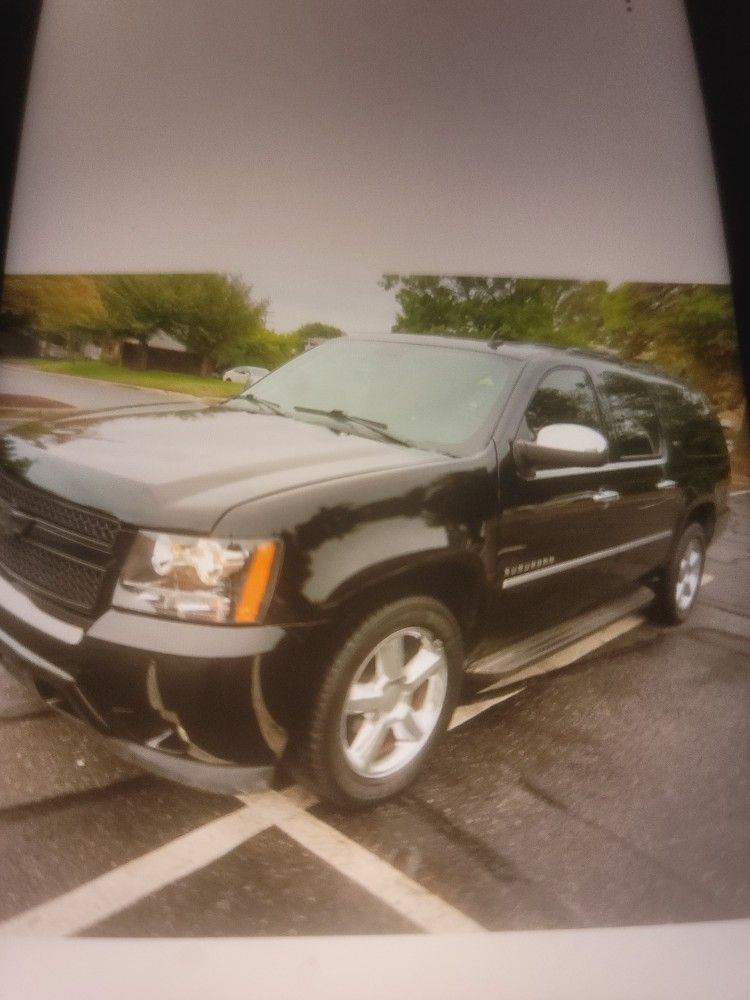 2011 Chevrolet Suburban