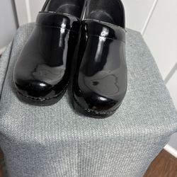 Dansko Professional Clog Women’s Black Leather 38