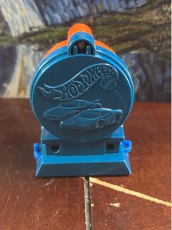 Hotwheels Mcdonalds Car In Loop Plastic Toy Vintage (1993)