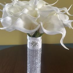White Lilly Bridal Bouquet 