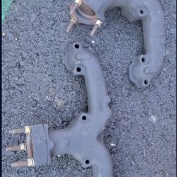 Chevy Small Block Manifolds 