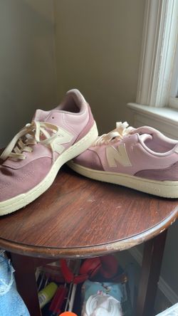 New balance shoes