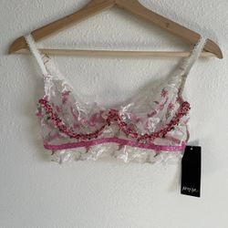NASTY GAL White Pink Floral Embroidered Rose Appliqué Trim Underwire Mesh Bra