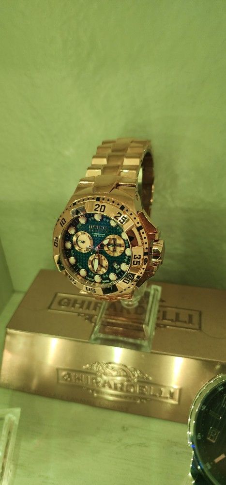 Invicta Excursion STEEL GOLD Men's Watch (Reg Price $619.00)  $110 REDUCED TO $90  OBO