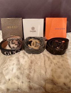 Lot of brand new belts