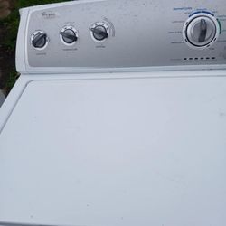 Whirlpool  Super Capacity. Washer 