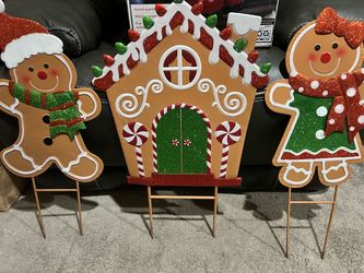 Christmas yard decorations