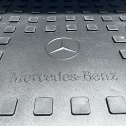 Rubber OEM Mercedes Benz G Wagen AMG Floor Mats And Trunk Cargo Liner
