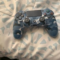 PS4 Controller