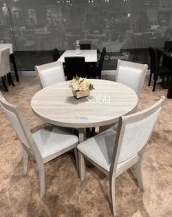 Gorgeous‼️ 5-Pc Light Gray Dining Table Set