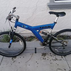 Men's Aluminum Trek Y3 Full Suspension Mountain Bike 