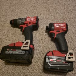 Milwaukee  drill and Impact  Driver Combo Tool  Set
