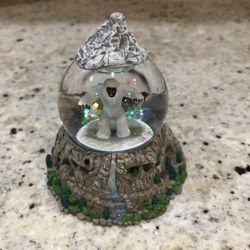 Disneyland Abominable Snowman/Matterhorn Mini Snowglobe