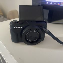 Sony G7X Mark ii  (Used Like New)