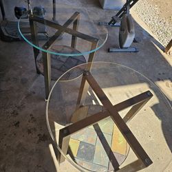 Little round corner tables