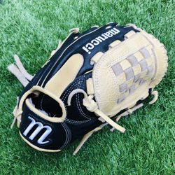 Marucci Youth Marksman Series Glove 11.5 inches