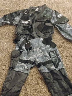 SWAT Costume  Sizs  5/6.Asking $10